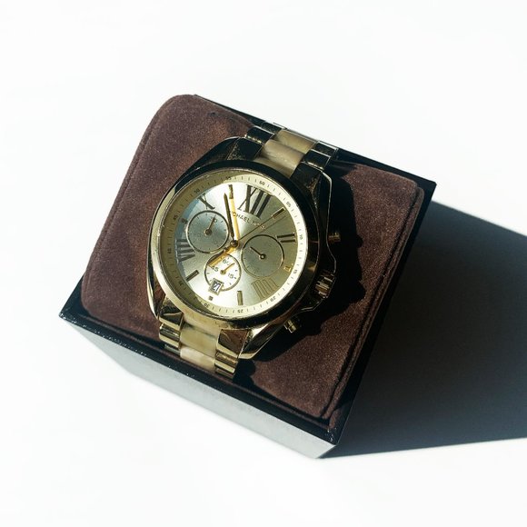 MICHAEL KORS • Bradshaw Chronograph Gold Watch - Picture 2 of 8